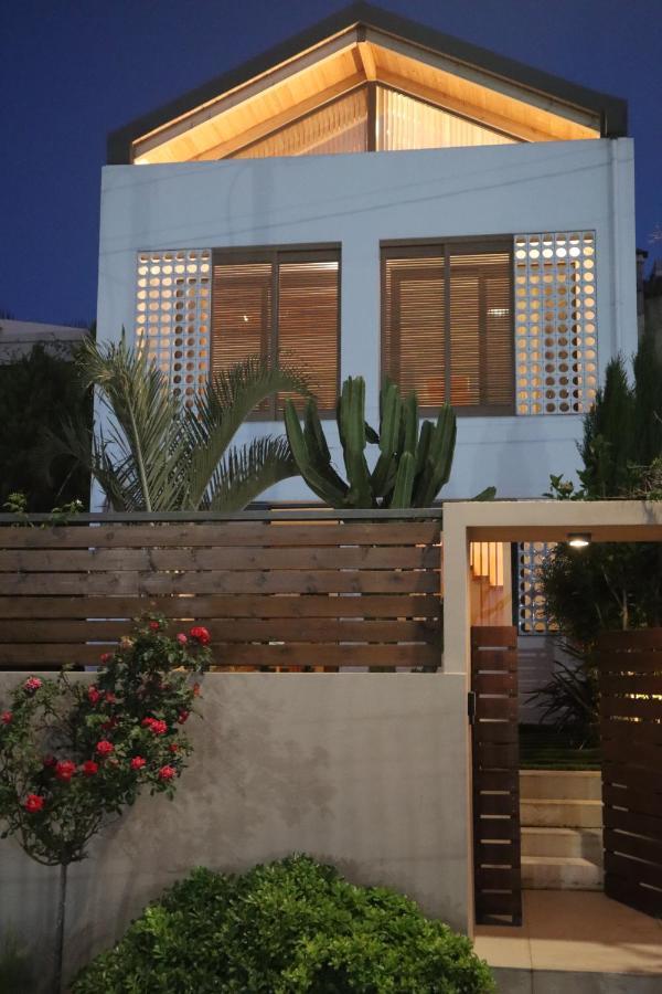 Fos Villa, A Luxe House With Private Heated Pool Galatas  Exterior photo