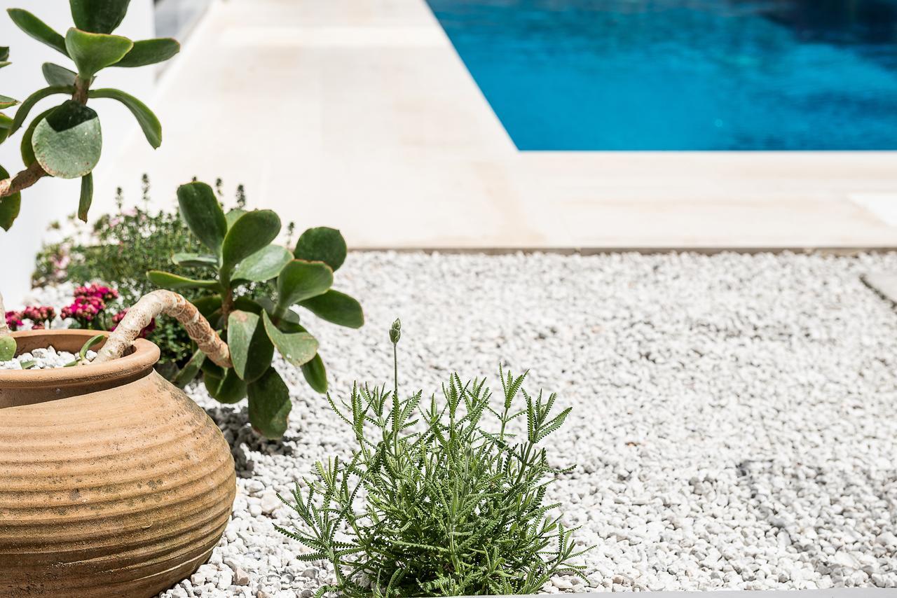 Fos Villa, A Luxe House With Private Heated Pool Galatas  Exterior photo