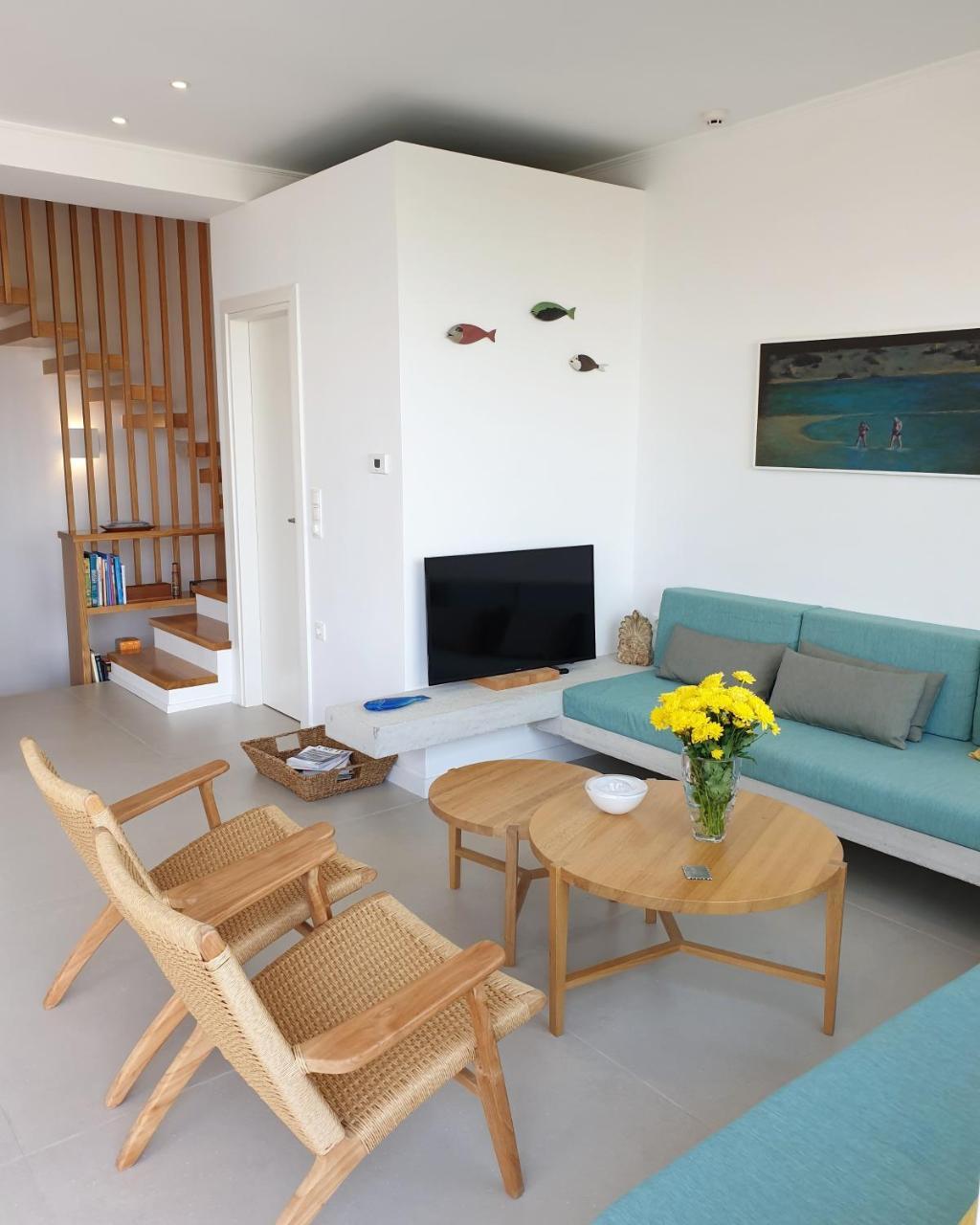 Fos Villa, A Luxe House With Private Heated Pool Galatas  Exterior photo