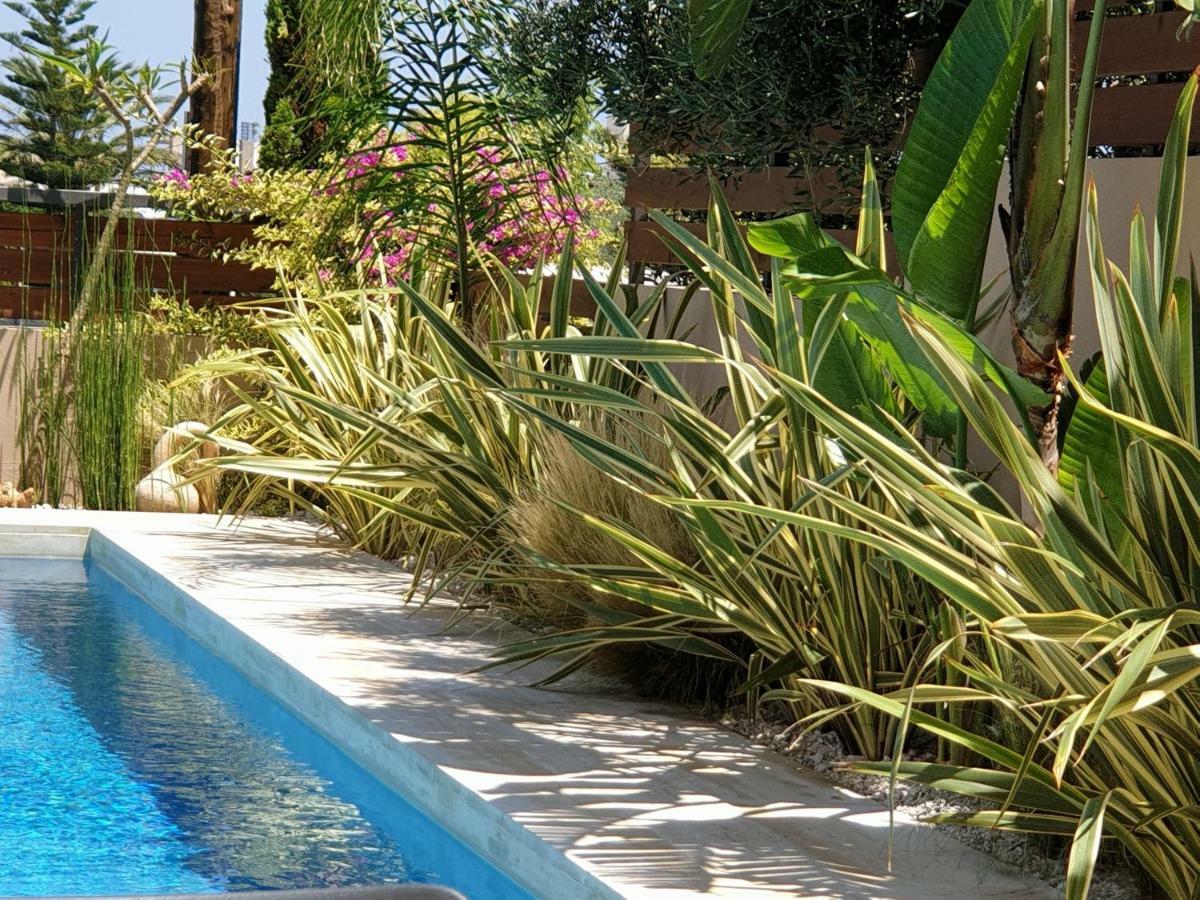 Fos Villa, A Luxe House With Private Heated Pool Galatas  Exterior photo